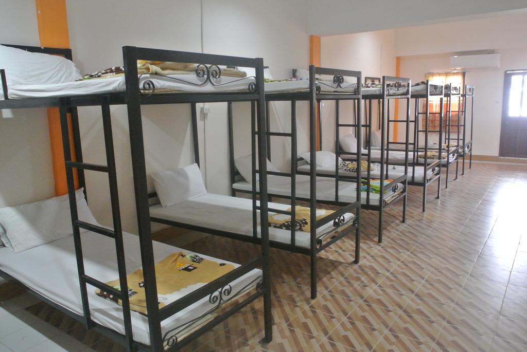 Orange Backpacker Hostel В'єнтьян Номер фото