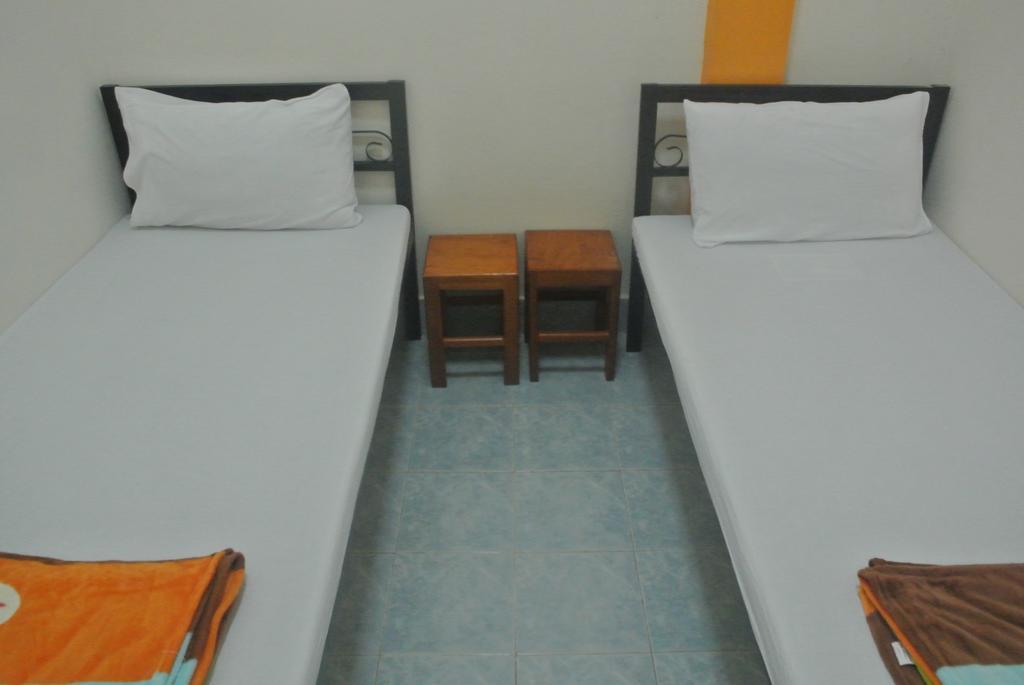 Orange Backpacker Hostel В'єнтьян Номер фото