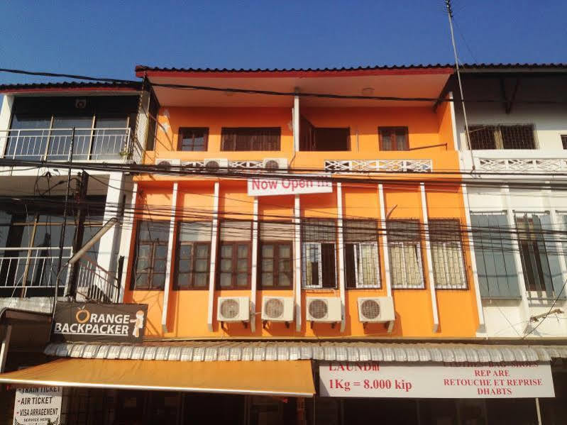Orange Backpacker Hostel В'єнтьян Екстер'єр фото